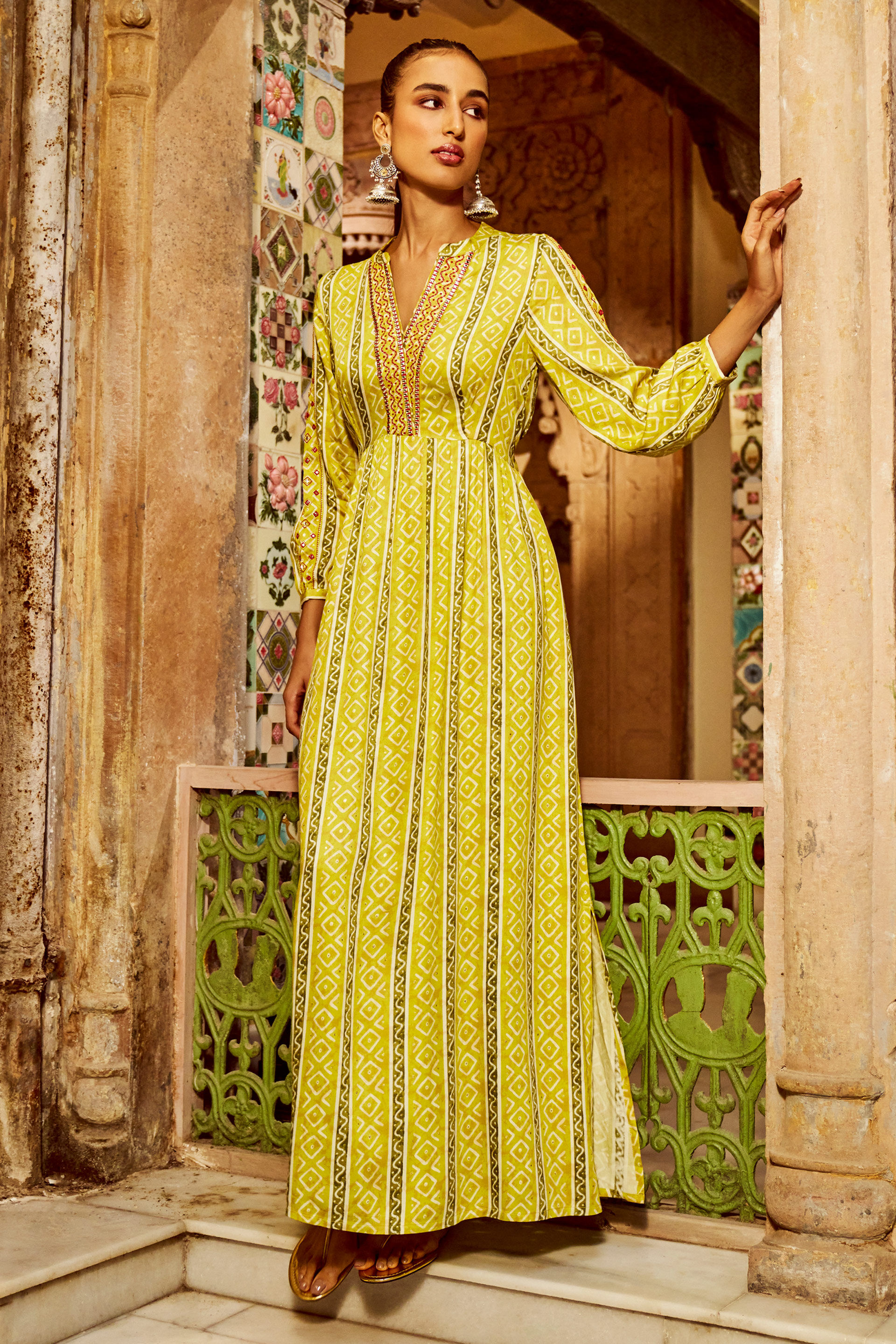 Georgette Fabric Yellow Color Supreme Readymade Gown | Exquisite gowns,  Modest evening dress, Gowns